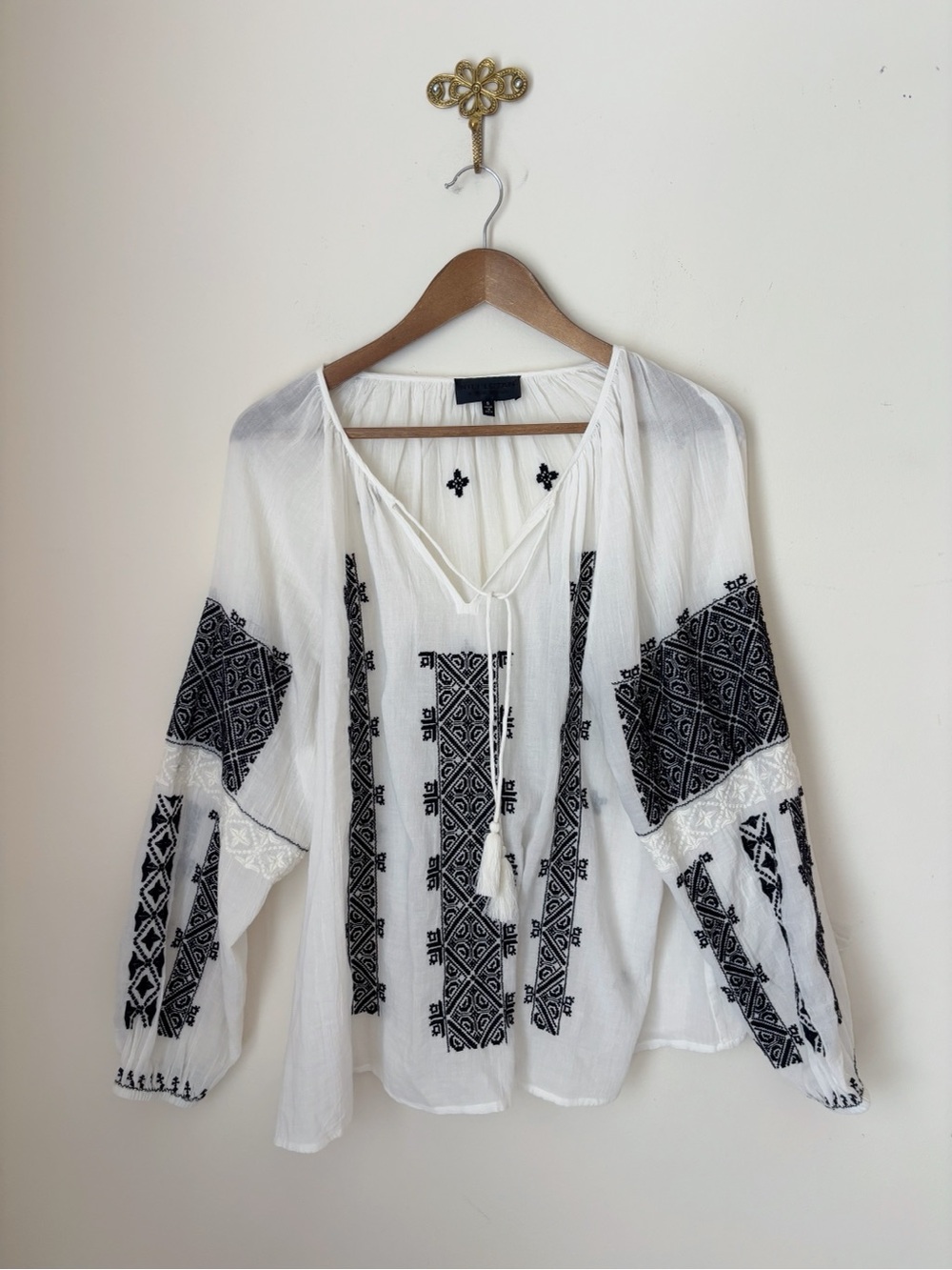 Nili Lotan Embroidered V Neck Alassio Blouse Small